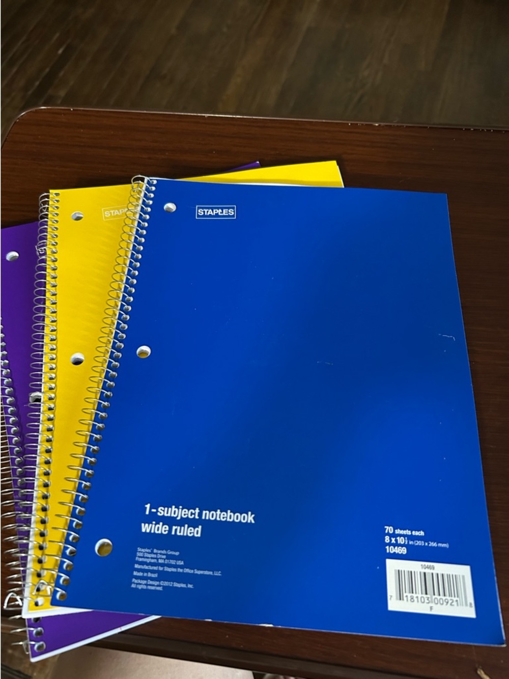 Staples  1-Subject Spiral Notebook, 70 sheets 8 x 10“ lot of 3